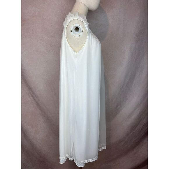 Vintage Plus Size Nylon Chiffon Nightgown 1960s Mod Lingerie - Picture 7 of 9